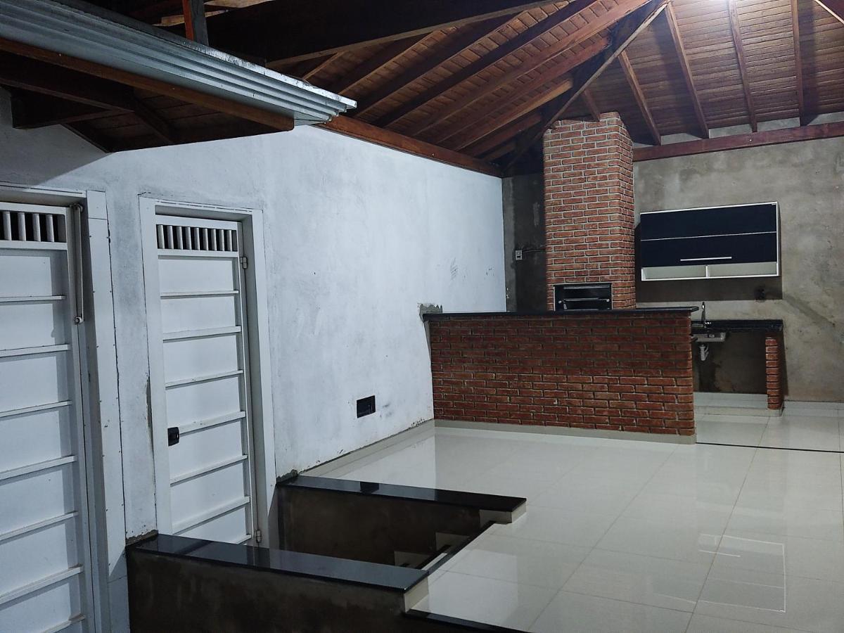 Casa Para Temporada 900 Metros Do Termas Dos Laranjais Villa Olimpia Bagian luar foto